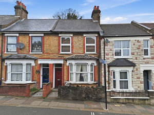 Photo 1- click for photo gallery